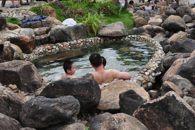 泡温泉要多少钱