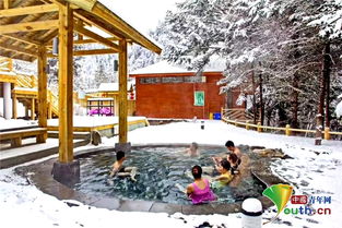 四川阿坝州今冬雪景迷人 游客数量创历史新高