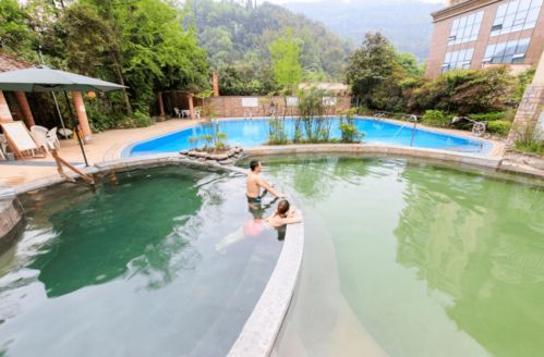 这个冬天去大邑泡温泉,约不