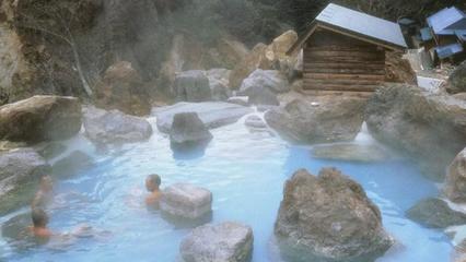 在日本泡温泉有繁琐的步骤,中国游客直言,规矩太多了吧!